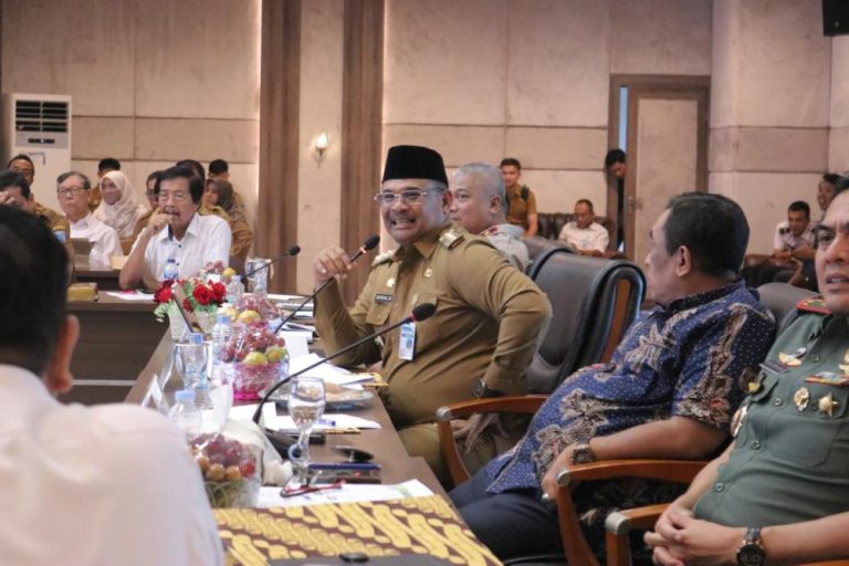 10ce62c1-80f7-48e6-9db9-f0d27f85c2a9