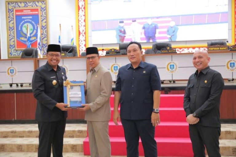 76b8e856-7a5a-48d0-b8b4-054cfb2e17cc_0